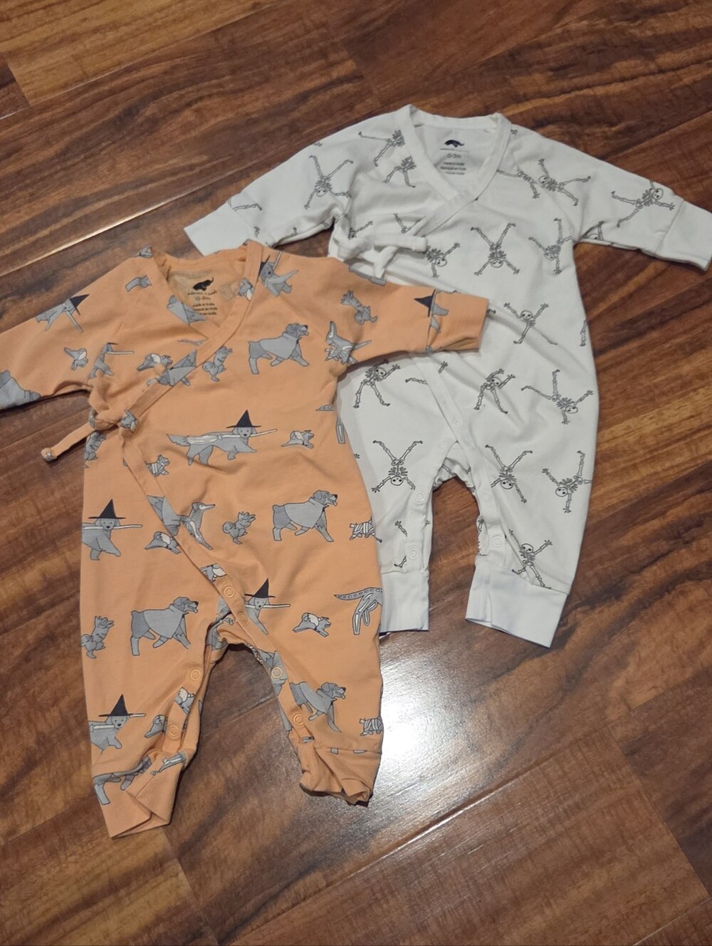 Monica & Andy EUC 0-3 Months Set of 2 Halloween Print One-Piece Rompers